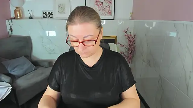 AlexandraKind's cam snapshot