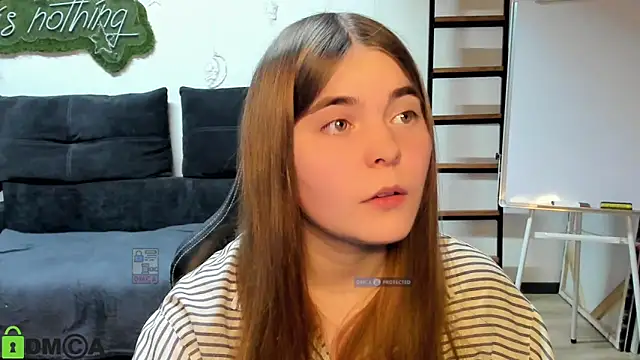 MiraaBloom's cam snapshot