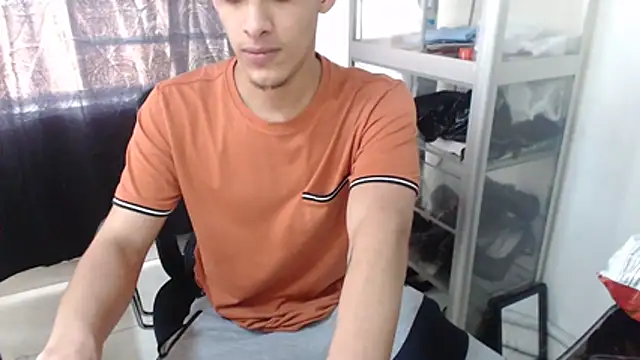 MaxStar26 live sex cam