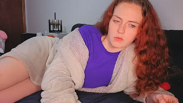 ENGLISHEMILY_69's cam snapshot