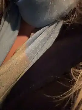 Betsy's cam snapshot