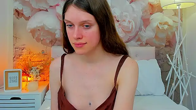 JaneBrowni's cam snapshot