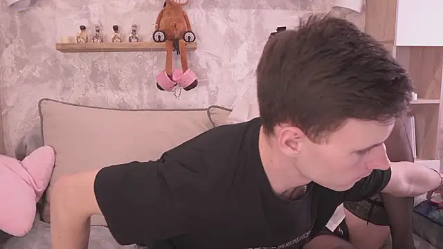 PashaAndMila live sex cam