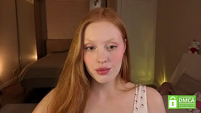 lulu_moonmoon's cam snapshot