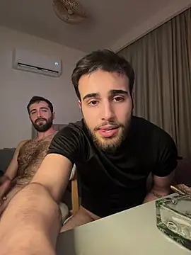 2HARDKURT live sex cam