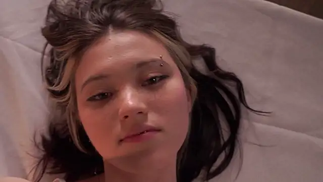 EleniRoeber's cam snapshot