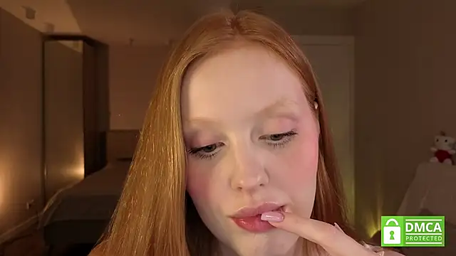 lulu_moonmoon's cam snapshot