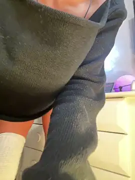 Lissa_kissu live sex cam