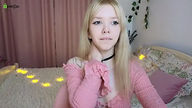 Rochelle_Dolly's cam snapshot