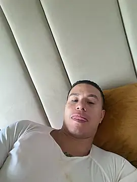 DominickVegas live sex cam