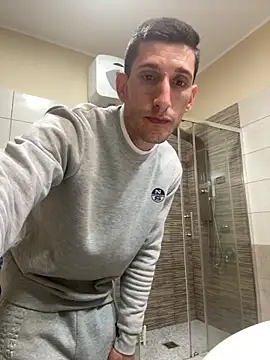 Gionnytav live sex cam