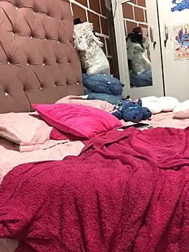 Rachellcooperrr's cam snapshot