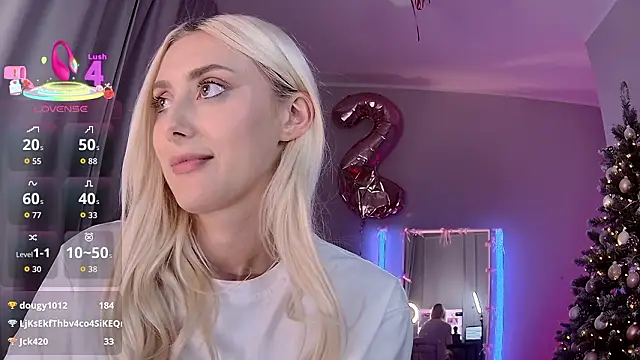 LoryWood's cam snapshot