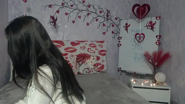 KaraCriegs's cam snapshot