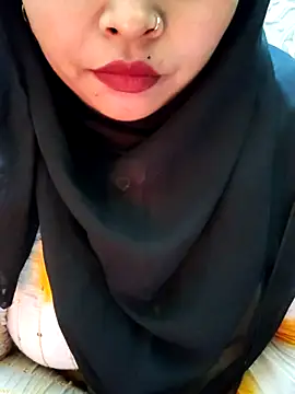 Indian-Nazia's cam snapshot