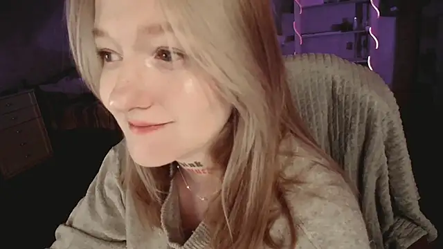 raingurl's cam snapshot