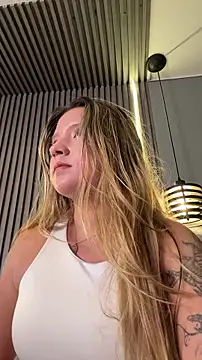 MiaPetit_'s cam snapshot