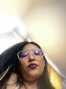 baby_lizy's cam snapshot