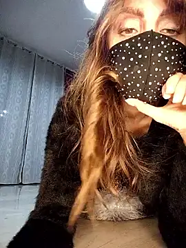 Akemi_rossi live sex cam