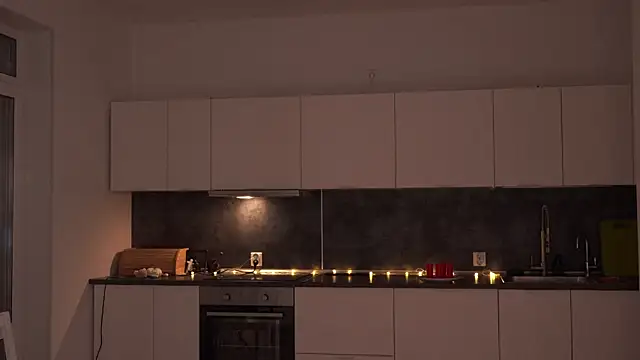 EleniRoeber's cam snapshot