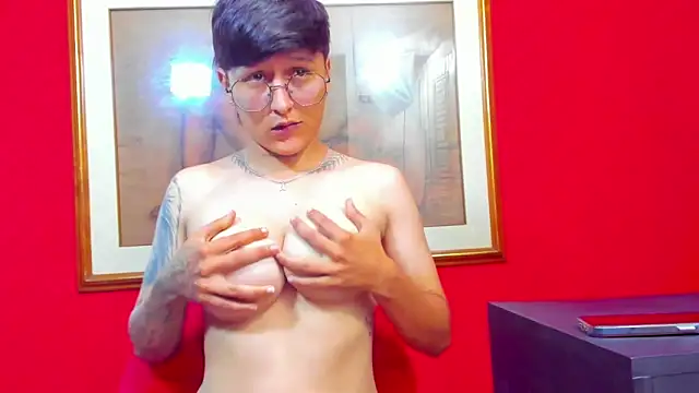 Tamarahryan's cam snapshot