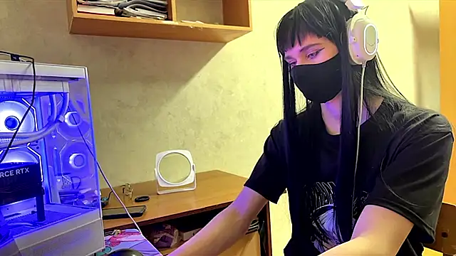 Akim_exe_UwU_femboy live sex cam
