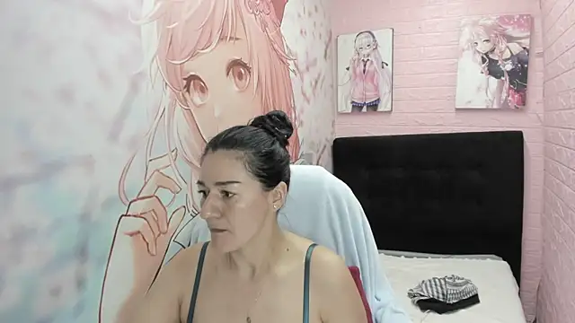 AllysonMilf69's cam snapshot