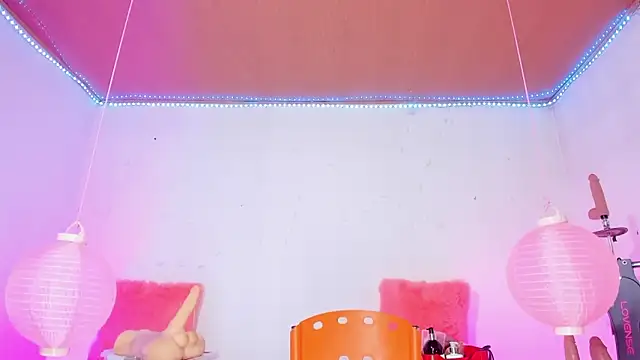 shannon_kinne_'s cam snapshot