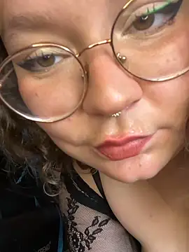 SecsiMoon's cam snapshot