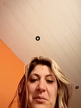 shaktimartina live sex cam