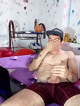 themaykiin18 live sex cam