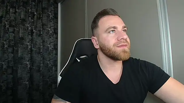 Thori92 live sex cam