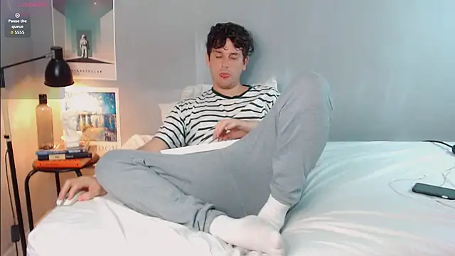 Elio555 live sex cam