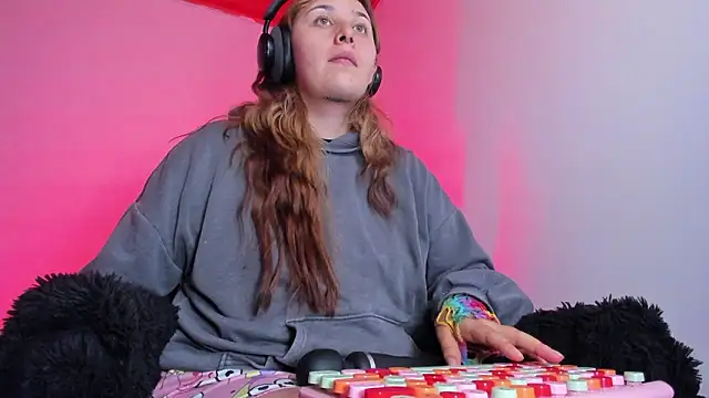 bonnie_moon_'s cam snapshot