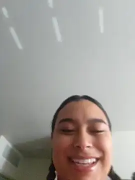 cinnaminnie live sex cam