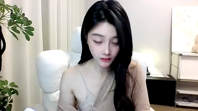 xiaxia-baby_'s cam snapshot