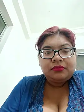 Elie_Hallway's cam snapshot