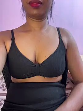 tamil_Aarathi's cam snapshot