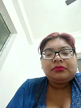 Elie_Hallway's cam snapshot