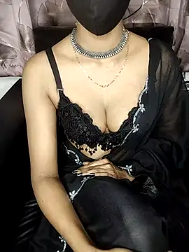 sassy__zaraa's cam snapshot