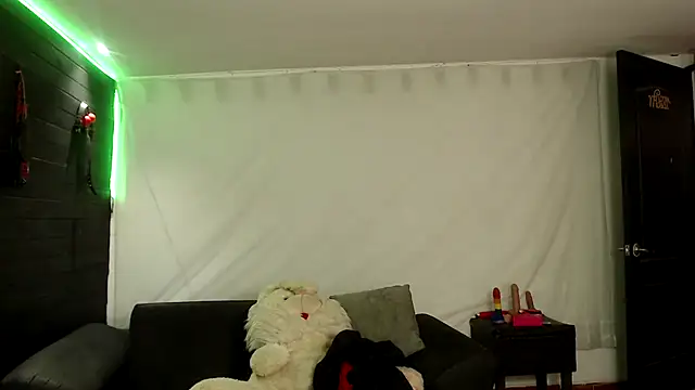 agatha_prime's cam snapshot