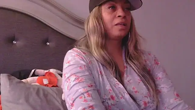 MSweetLindaParks live sex cam