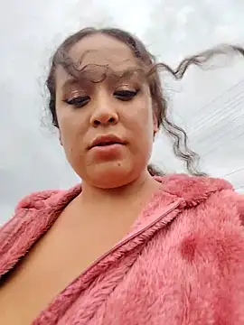 You-sexy-starr's cam snapshot