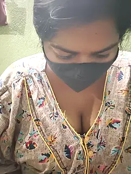 Liyaa_24's cam snapshot