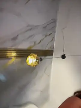 sara_calderon's cam snapshot