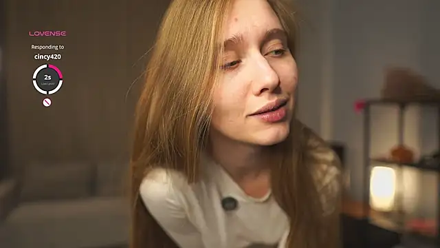 HollyOuk's cam snapshot