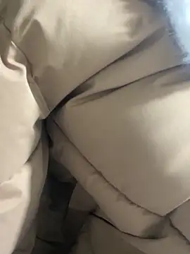 Mina048's cam snapshot