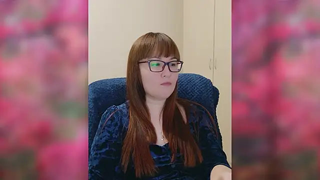 MISTRESS-FOX's cam snapshot