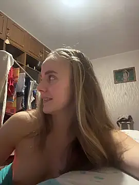 AlisaKissss's cam snapshot