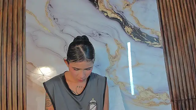 azul_honey's cam snapshot